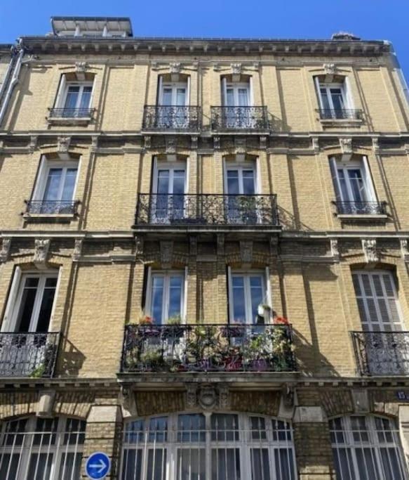 Bel Appartement Haussmannien Le Havre Luaran gambar